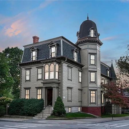 ホテル The Underwood-Hale House プロビデンス エクステリア 写真